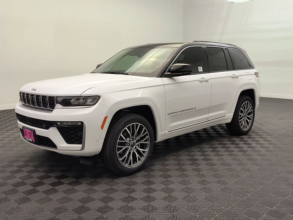 2026 Jeep Grand Cherokee Summit 4x4's photo