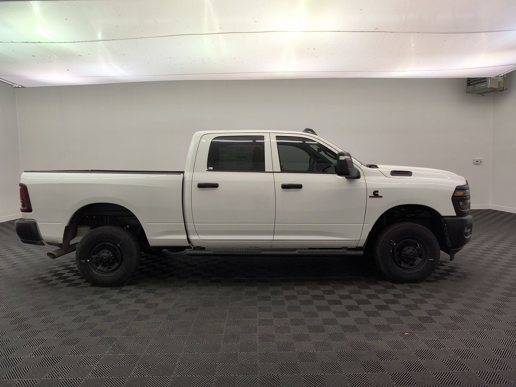 2025 RAM 2500 Tradesman - Photo 7