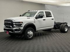 2025 Ram 5500 Chassis Cab 5500 TRADESMAN CHASSIS CREW CAB 4X4 60' CA Pickup