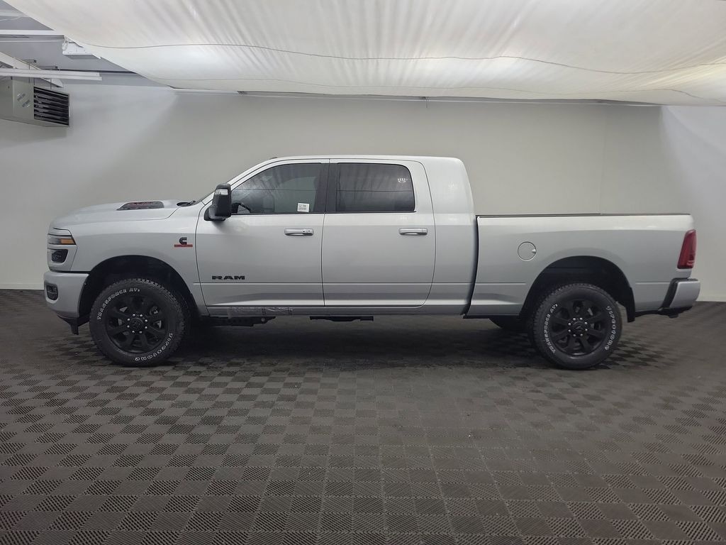 New 2026 Ram 3500 LARAMIE MEGA CAB 4X4 6'4 BOX Pickup