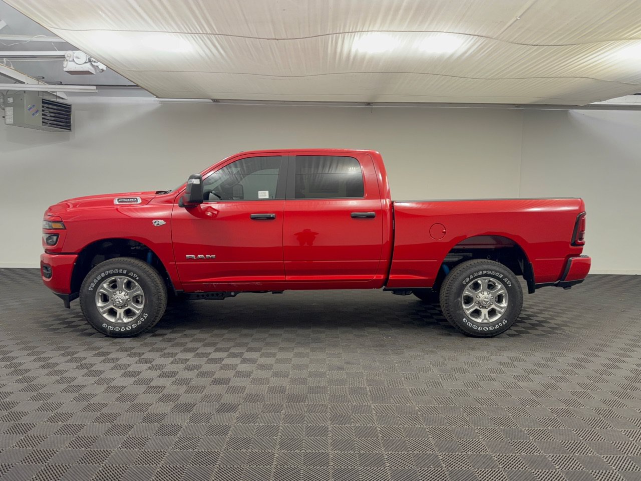 New 2027 Ram 2500 BIG HORN CREW CAB 4X4 Pickup