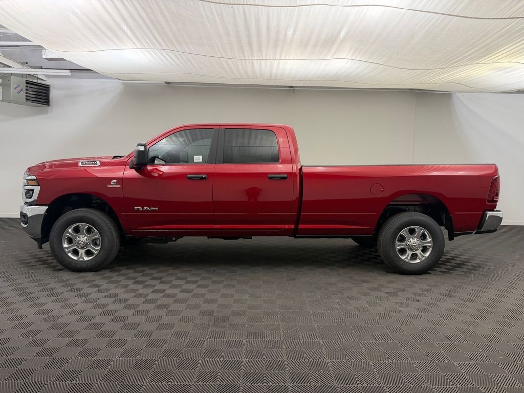 New 2026 Ram 3500 BIG HORN CREW CAB 4X4 8' BOX Pickup