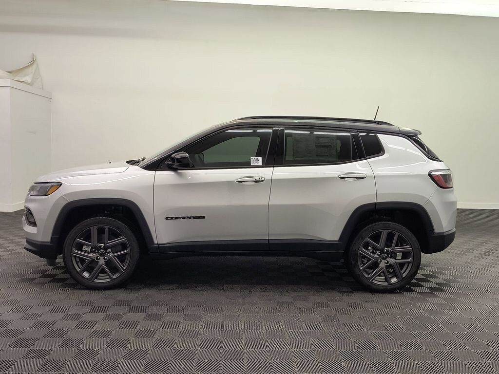 New 2026 Jeep Compass LIMITED ALTITUDE 4X4 Sport Utility