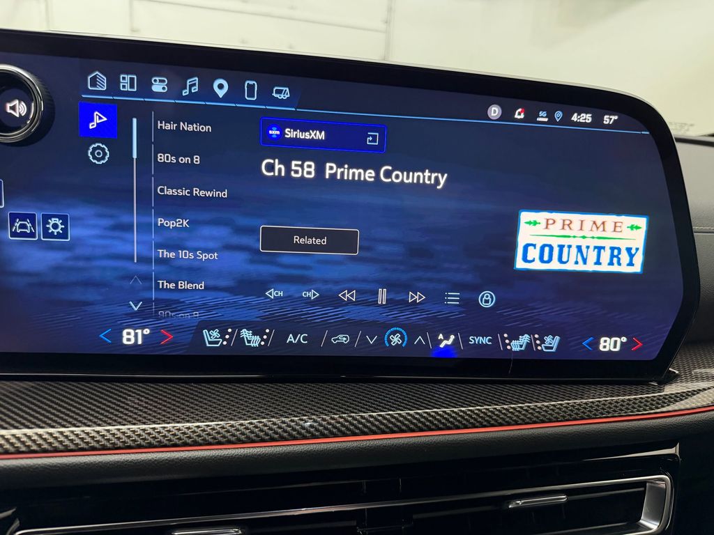 2025 Chevrolet Traverse High Country - Photo 26