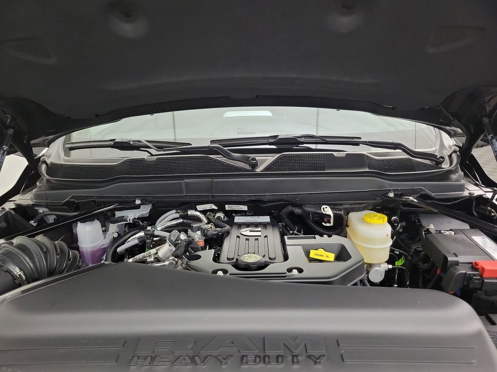 2025 RAM 3500 Limited - Photo 35