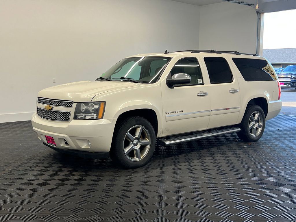 2013 Chevrolet Suburban LTZ's photo