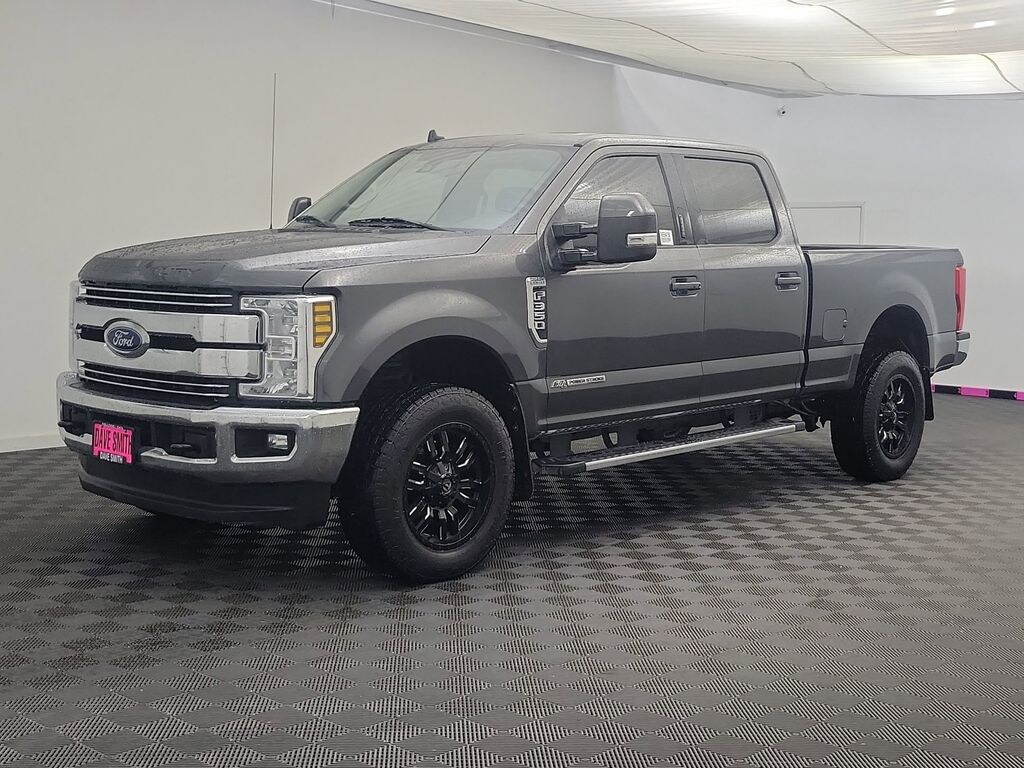 Used 2019 Ford F-350 Lariat Truck Crew Cab