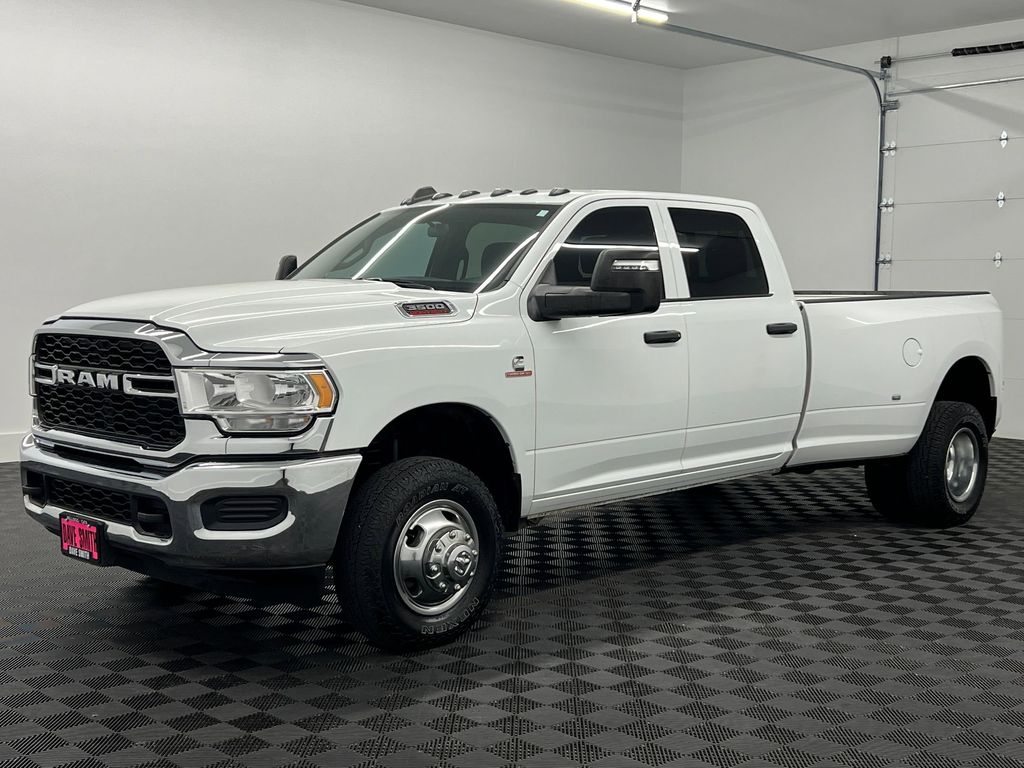 2024 RAM 3500 Tradesman 4X4 Crew Cab LWB's photo