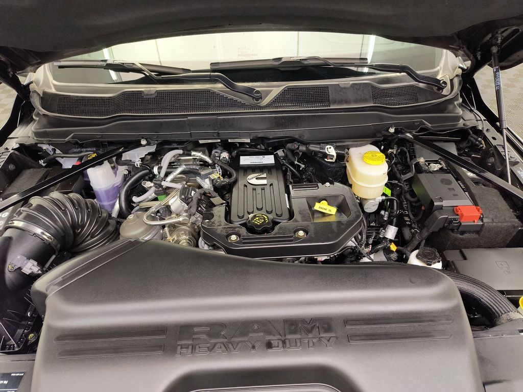 2025 RAM 3500 Limited - Photo 34
