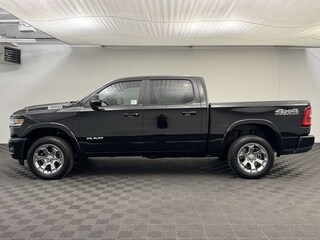 2026 Ram 1500 BIG HORN CREW CAB 4X4 5'7 BOX Pickup