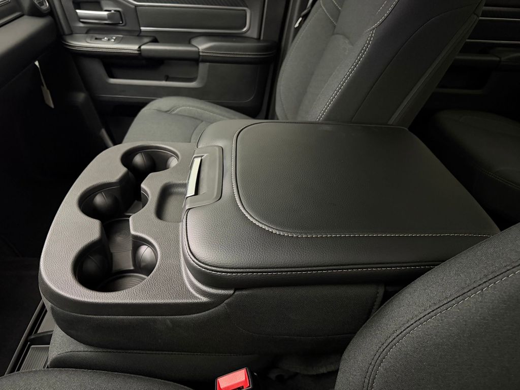 2026 RAM 3500 Big Horn - Photo 27