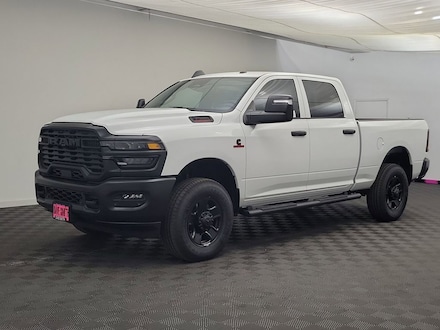 2026 Ram 3500 TRADESMAN CREW CAB 4X4 6'4 BOX Pickup