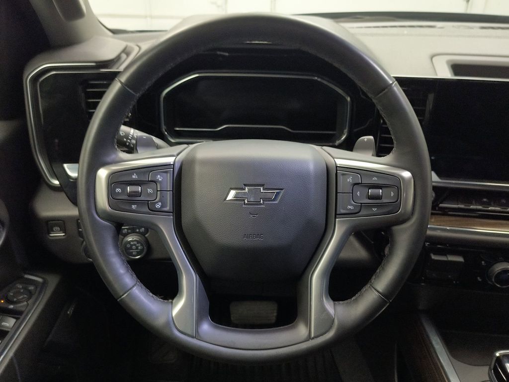 2023 Chevrolet Silverado 1500 RST - Photo 13