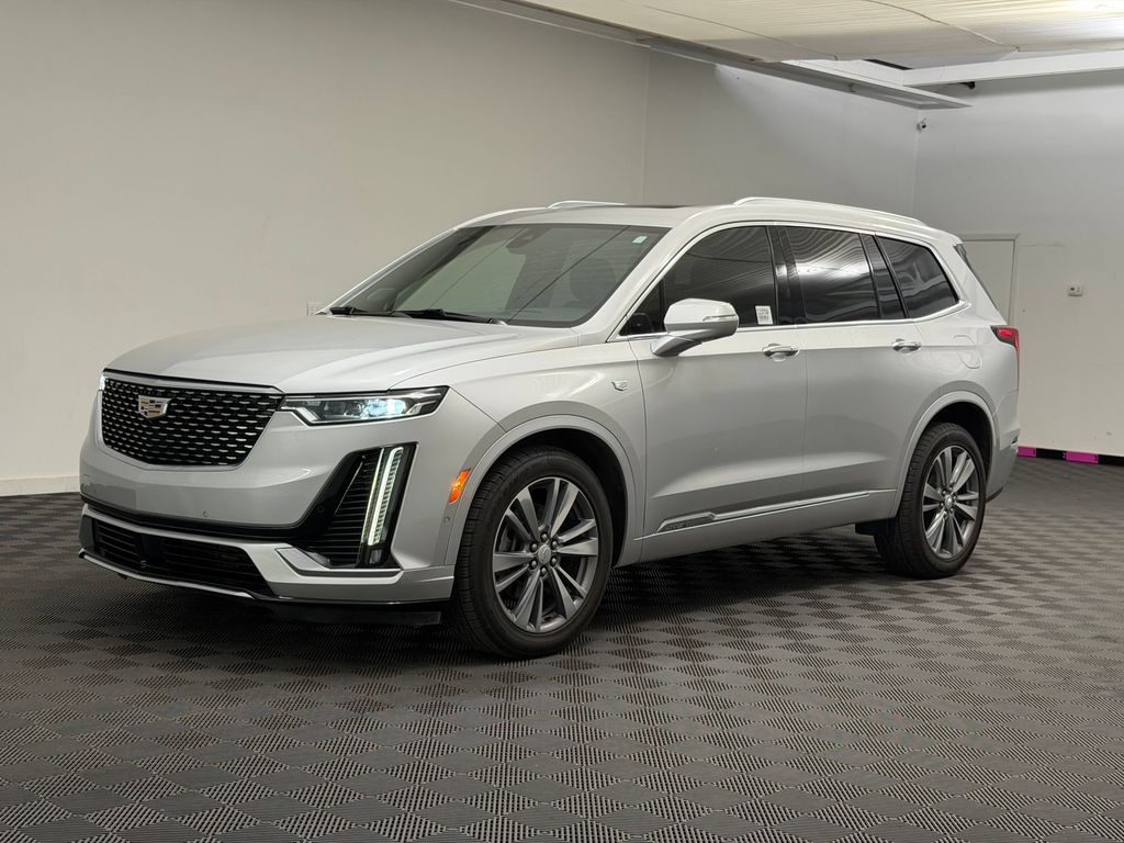 XT6 Premium Luxury SUV