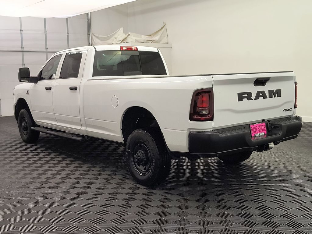 2025 Ram 2500 Tradesman photo 3