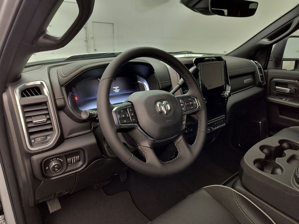 New 2026 Ram 3500 LARAMIE CREW CAB 4X4 8' BOX Pickup