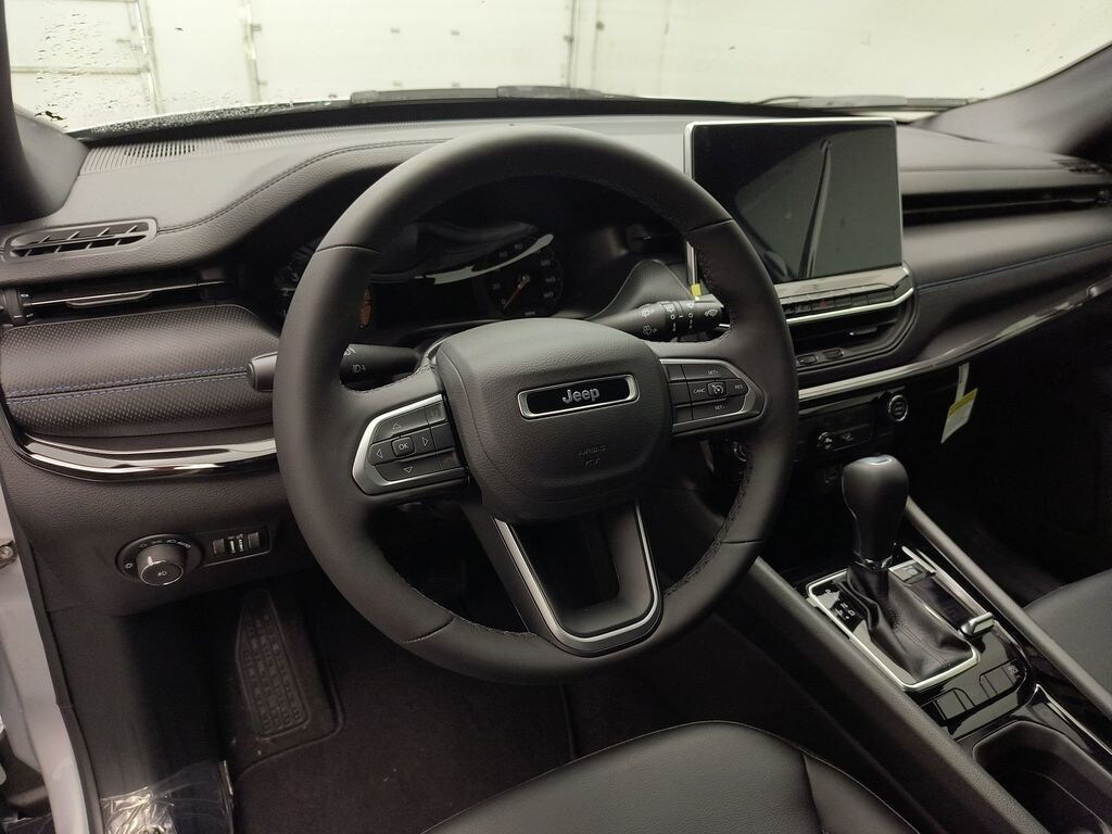 New 2026 Jeep Compass LATITUDE ALTITUDE 4X4 Sport Utility