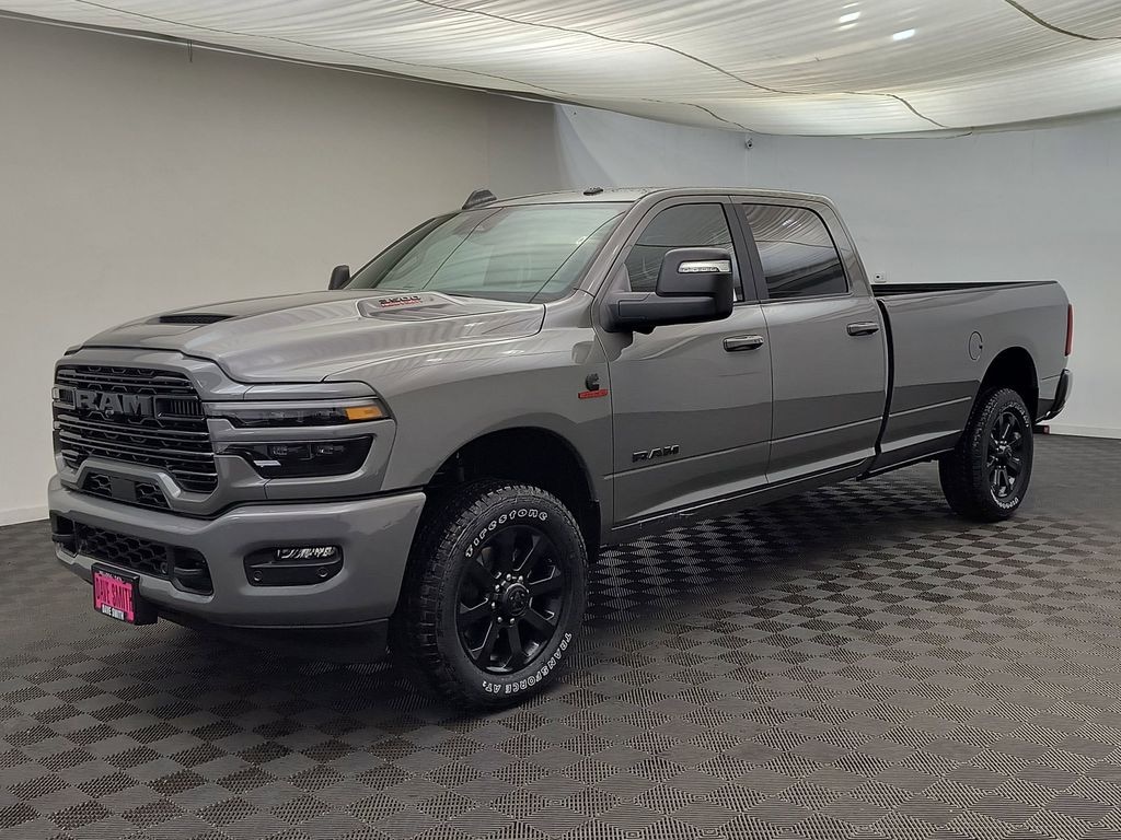 New 2026 Ram 3500 LARAMIE CREW CAB 4X4 8' BOX Pickup