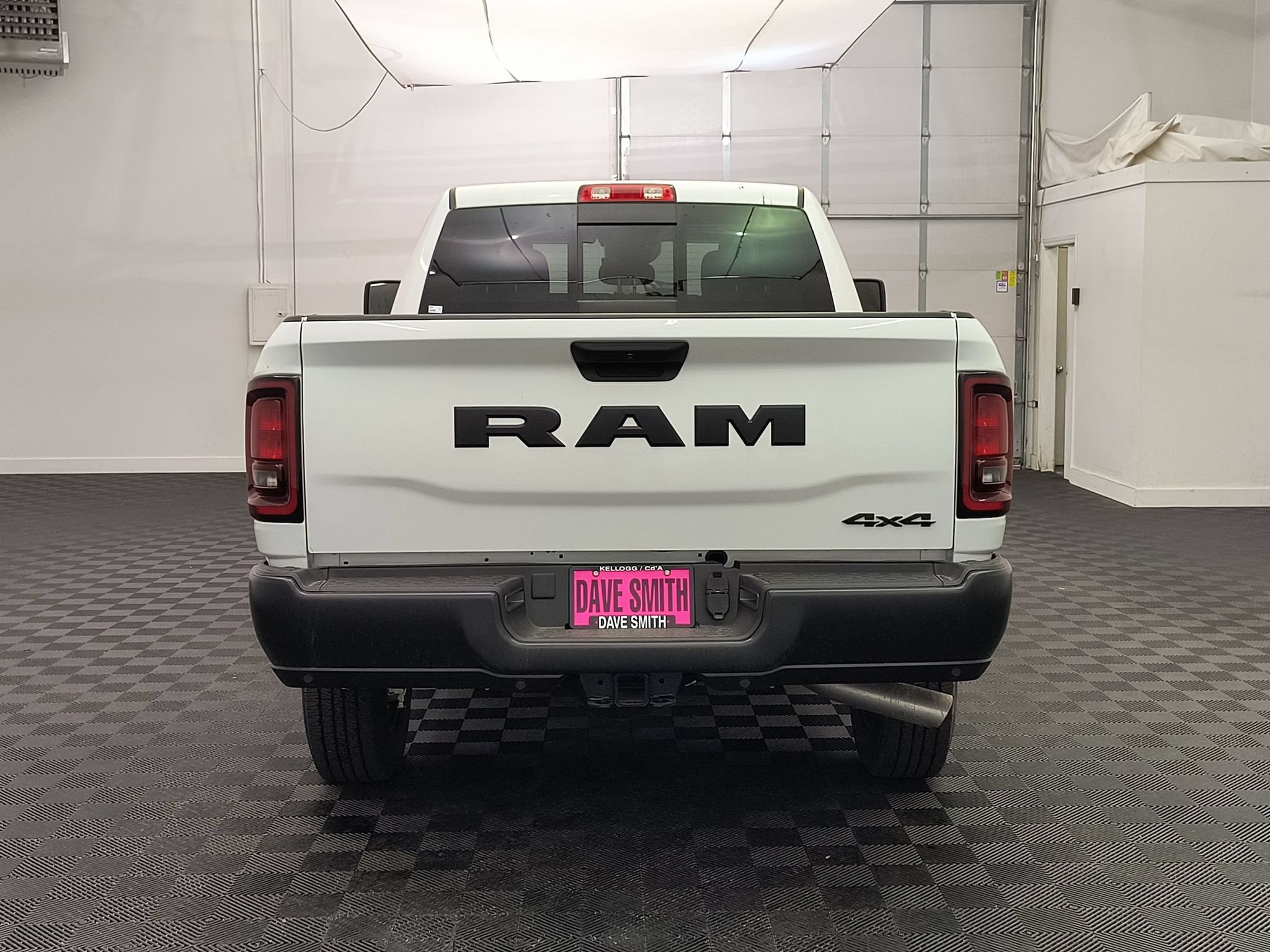 2025 RAM 2500 Tradesman - Photo 8