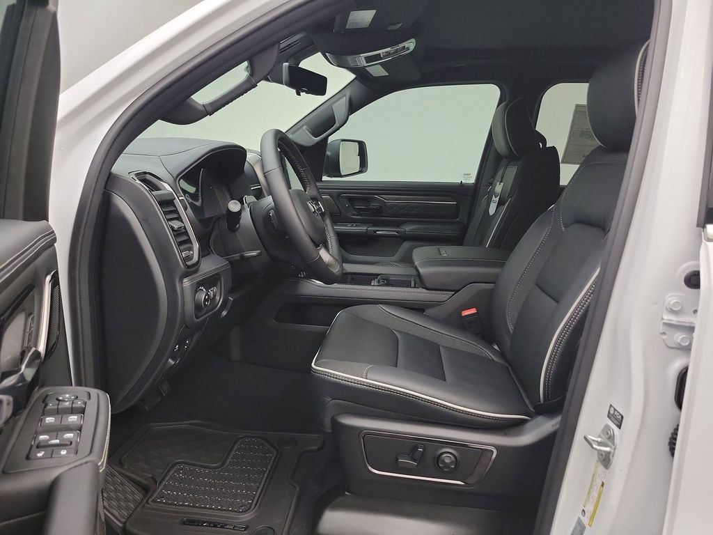 New 2026 Ram 1500 LIMITED CREW CAB 4X4 5'7 BOX Pickup