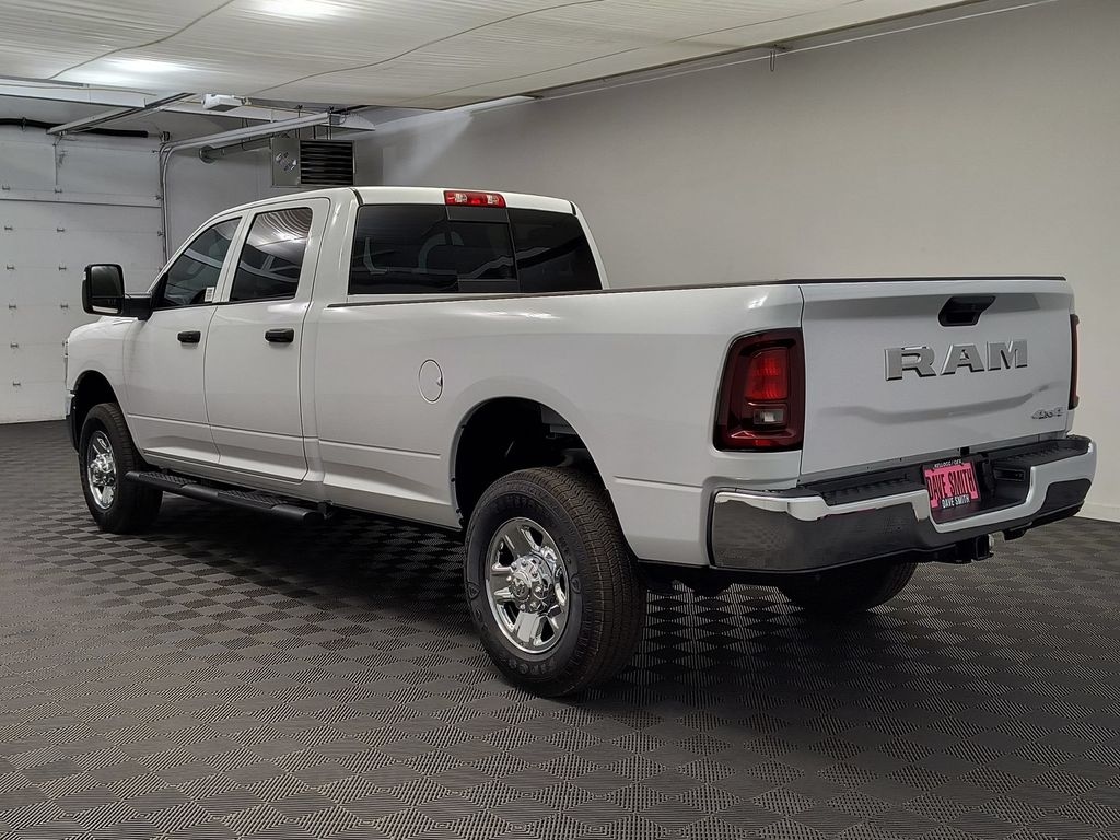 New 2026 Ram 2500 TRADESMAN CREW CAB 4X4 8' BOX Pickup
