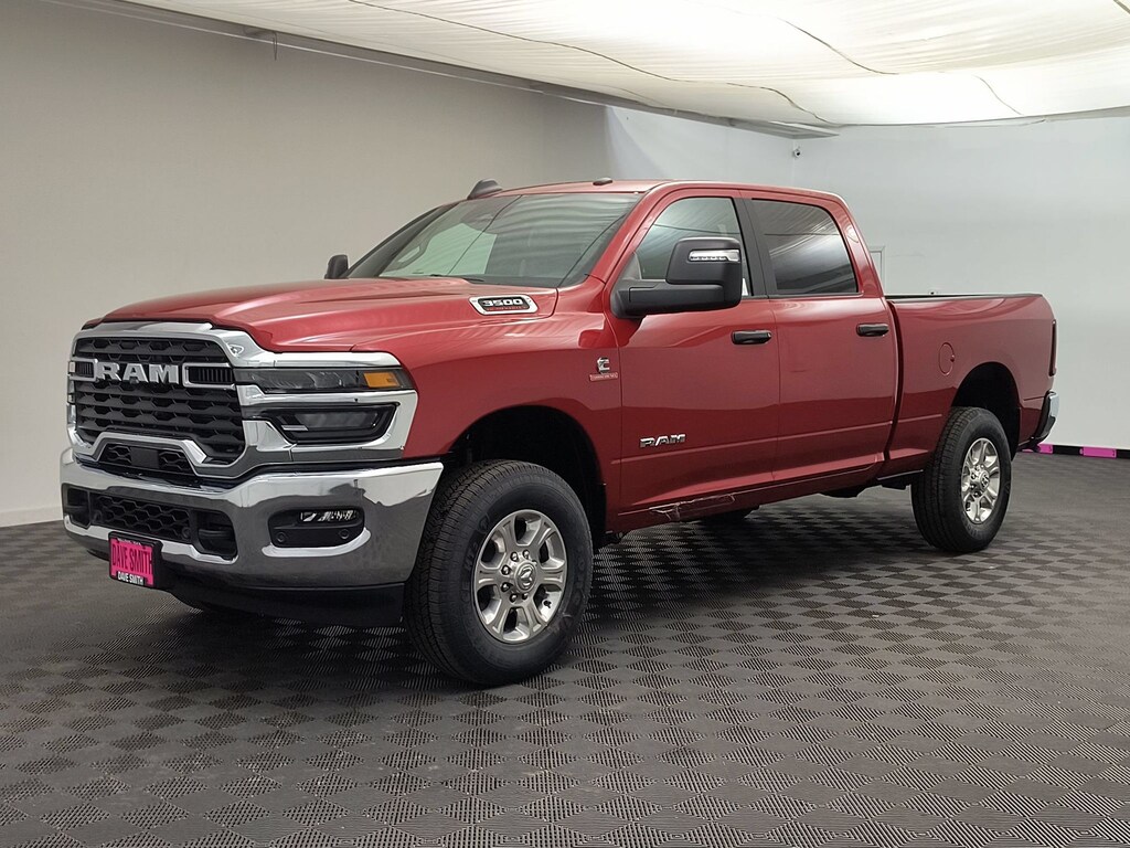New 2026 Ram 3500 BIG HORN CREW CAB 4X4 6'4 BOX Pickup