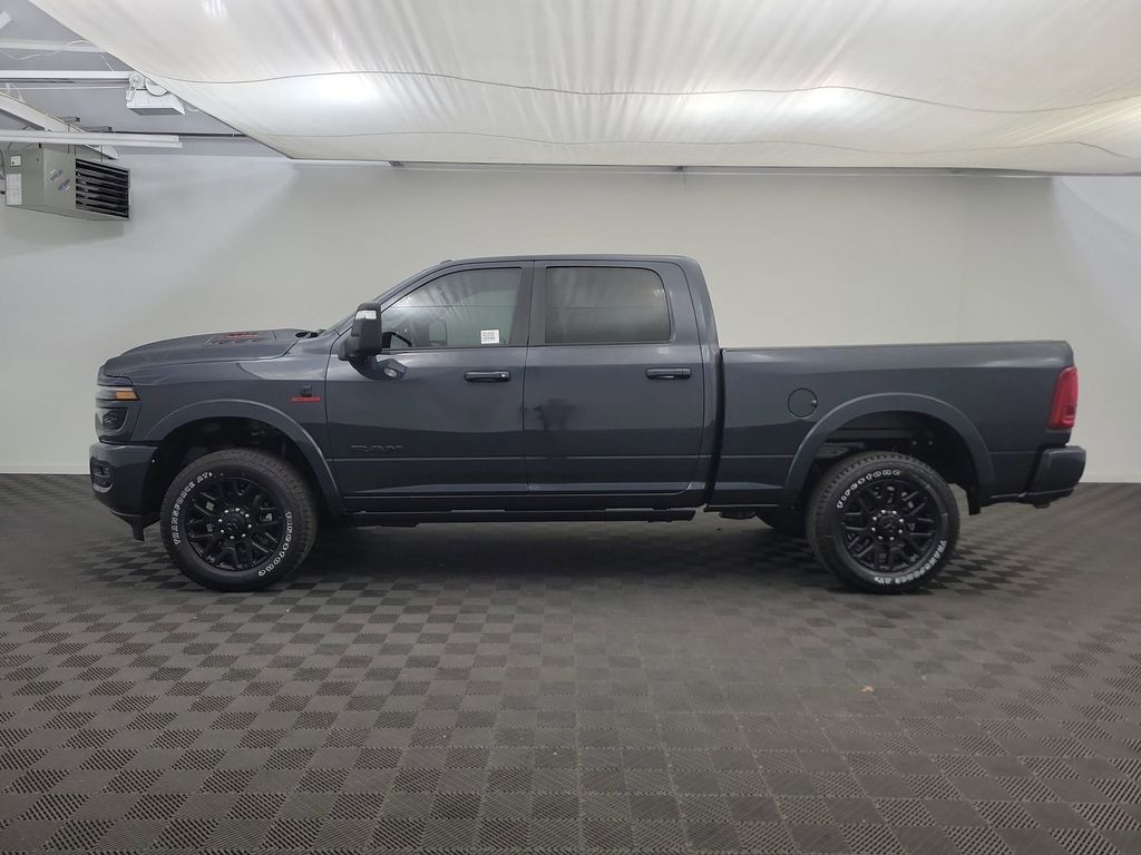 New 2026 Ram 2500 LIMITED CREW CAB 4X4 6'4 BOX Pickup