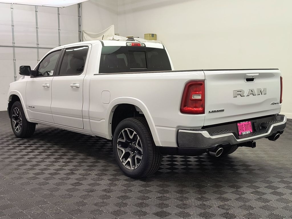 New 2026 Ram 1500 LARAMIE CREW CAB 4X4 6'4 BOX Pickup