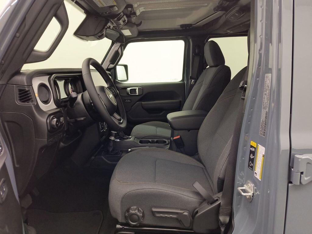 New 2026 Jeep Wrangler 4-DOOR SPORT S Sport Utility