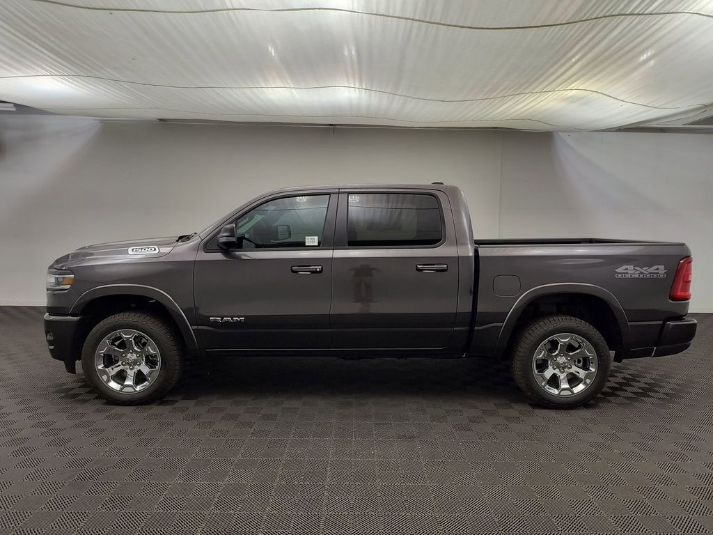 New 2026 Ram 1500 BIG HORN CREW CAB 4X4 5'7 BOX Pickup