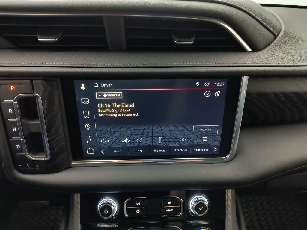2024 GMC Yukon XL Denali - Photo 25