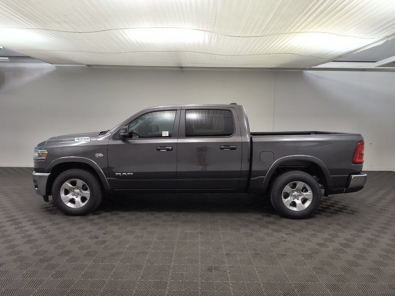 New 2027 Ram 1500 BIG HORN CREW CAB 4X4 5'7 BOX Pickup