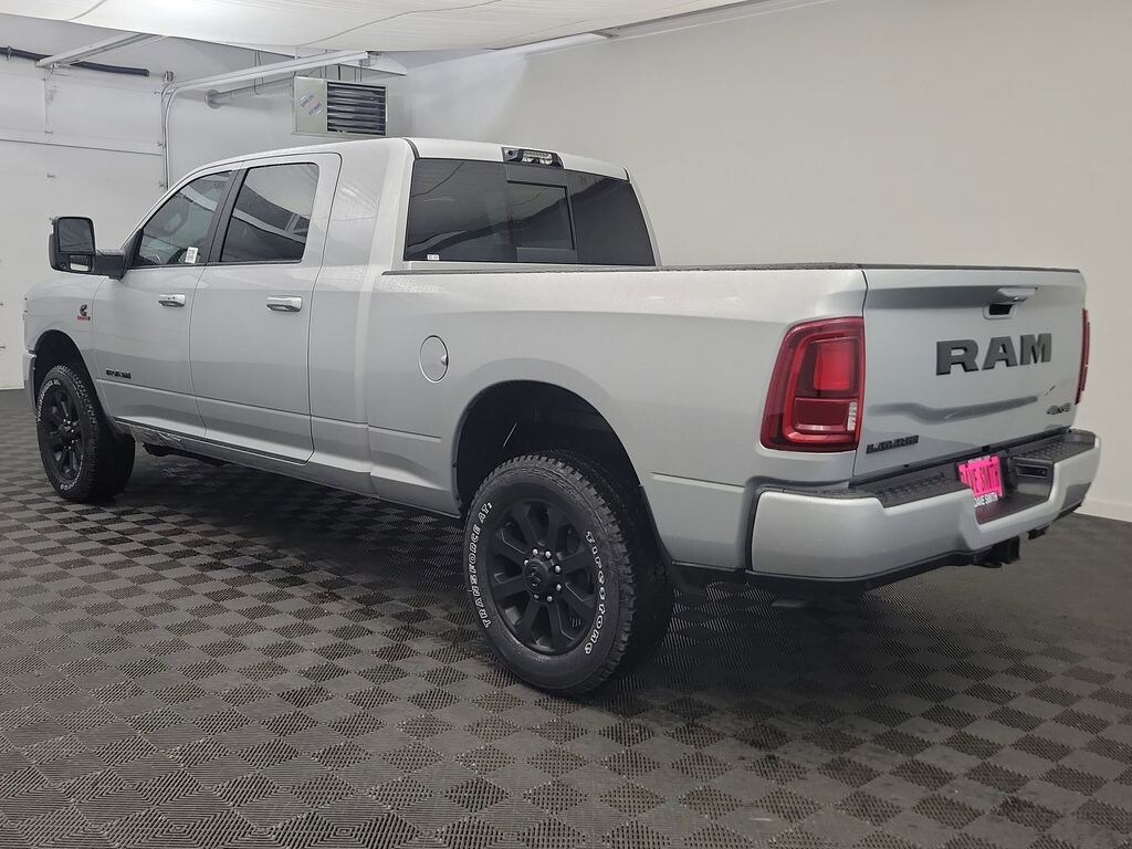 New 2026 Ram 3500 LARAMIE MEGA CAB 4X4 6'4 BOX Pickup