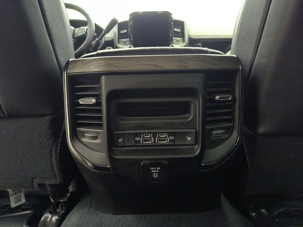 2025 RAM 3500 Limited - Photo 22