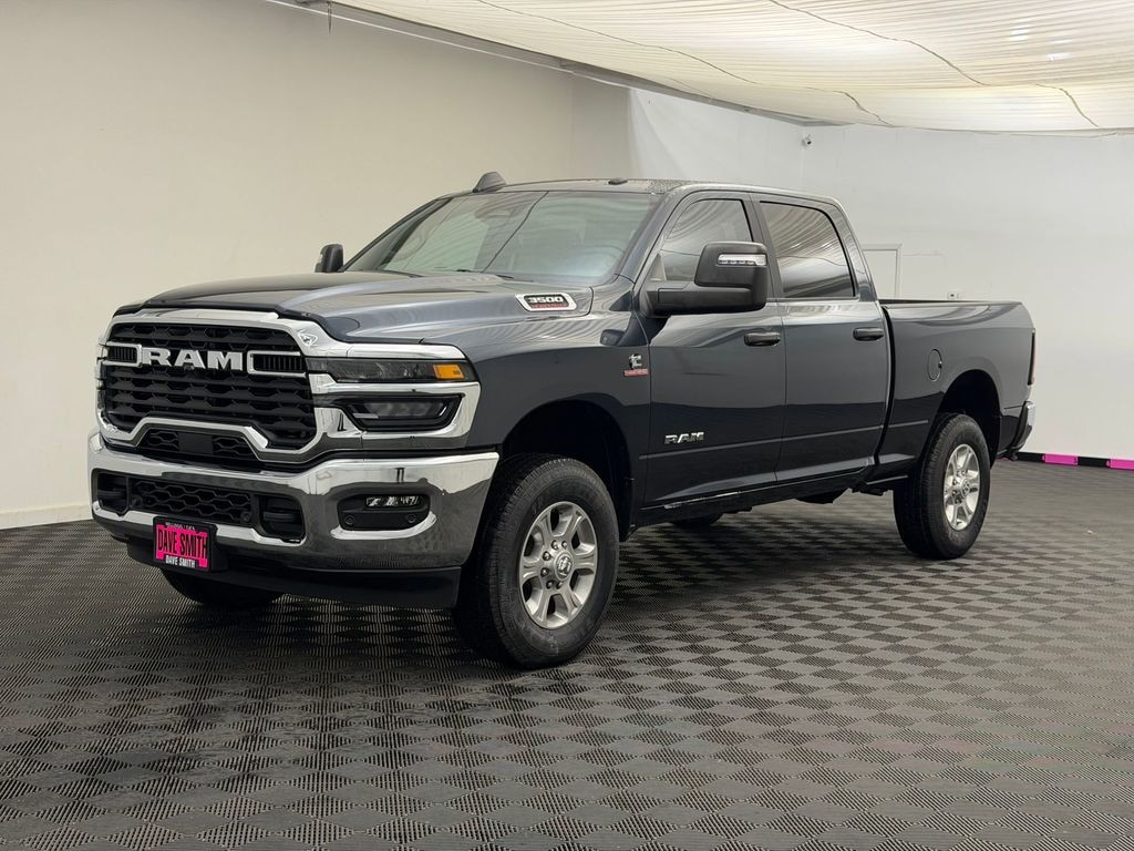 New 2026 Ram 3500 BIG HORN CREW CAB 4X4 6'4 BOX Pickup