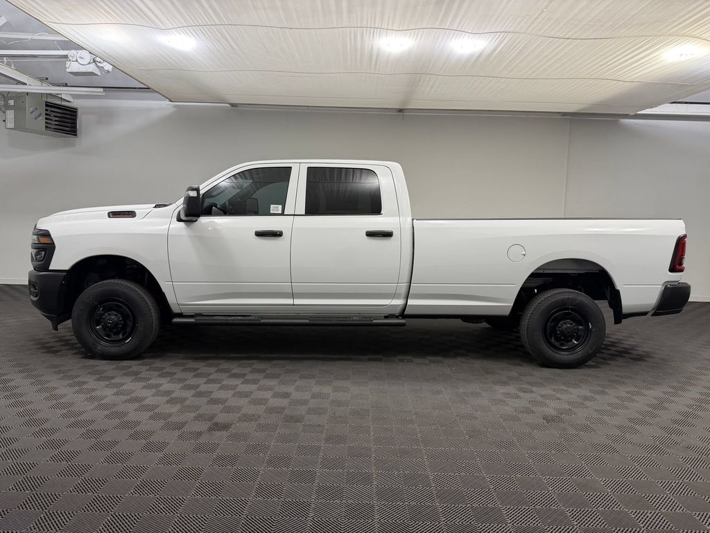 New 2026 Ram 2500 TRADESMAN CREW CAB 4X4 8' BOX Pickup