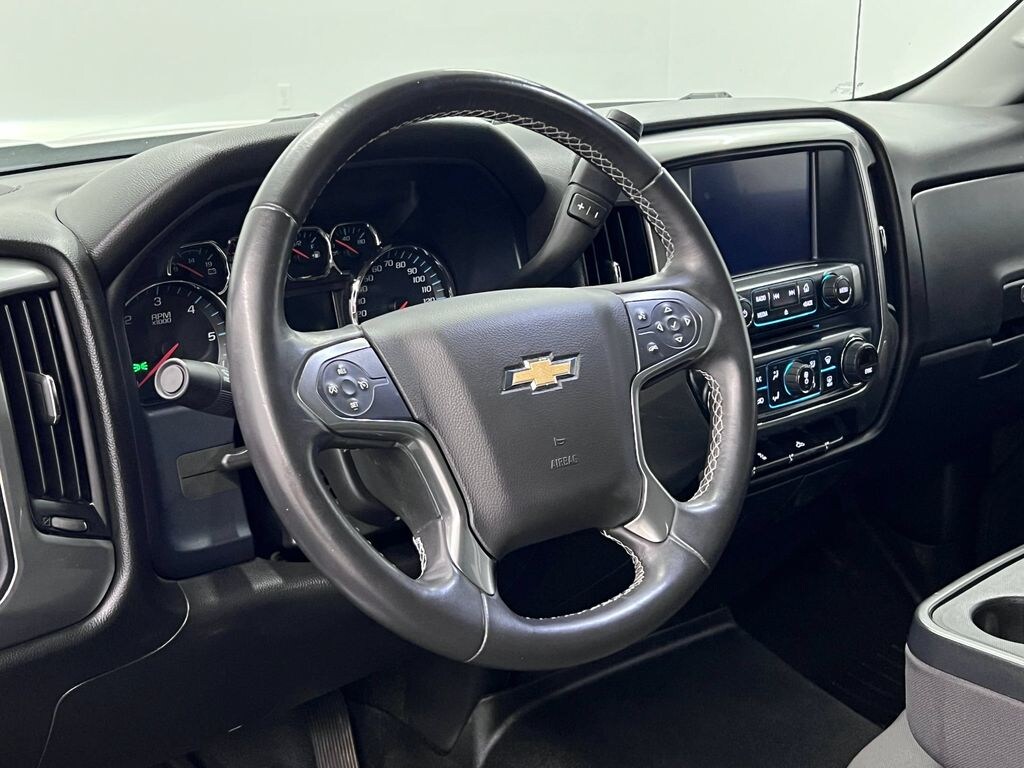 Used 2017 Chevrolet Silverado 1500 LT w/1LT Truck Crew Cab