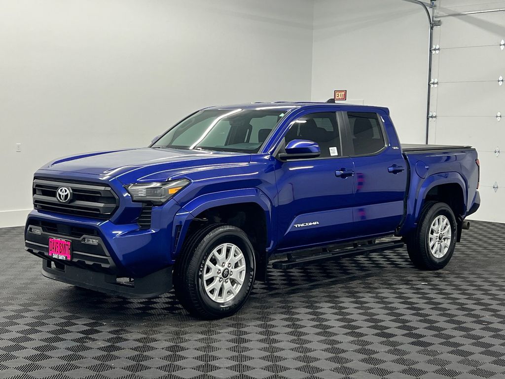 2024 Toyota Tacoma SR5's photo