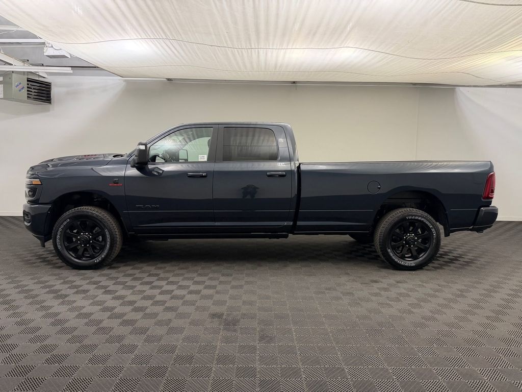 New 2026 Ram 3500 LARAMIE CREW CAB 4X4 8' BOX Pickup