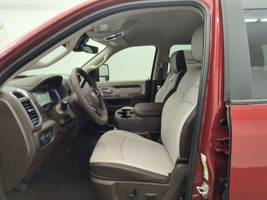 New 2026 Ram 2500 LARAMIE CREW CAB 4X4 6'4 BOX Pickup