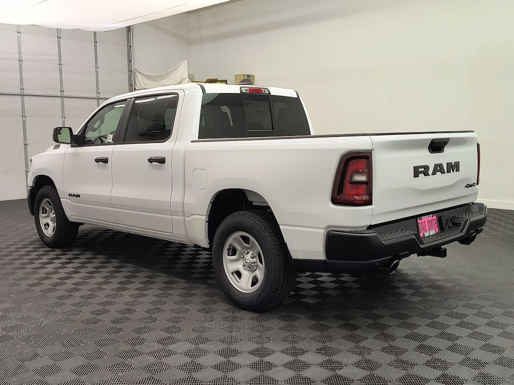 New 2027 Ram 1500 TRADESMAN CREW CAB 4X4 5'7 BOX Pickup