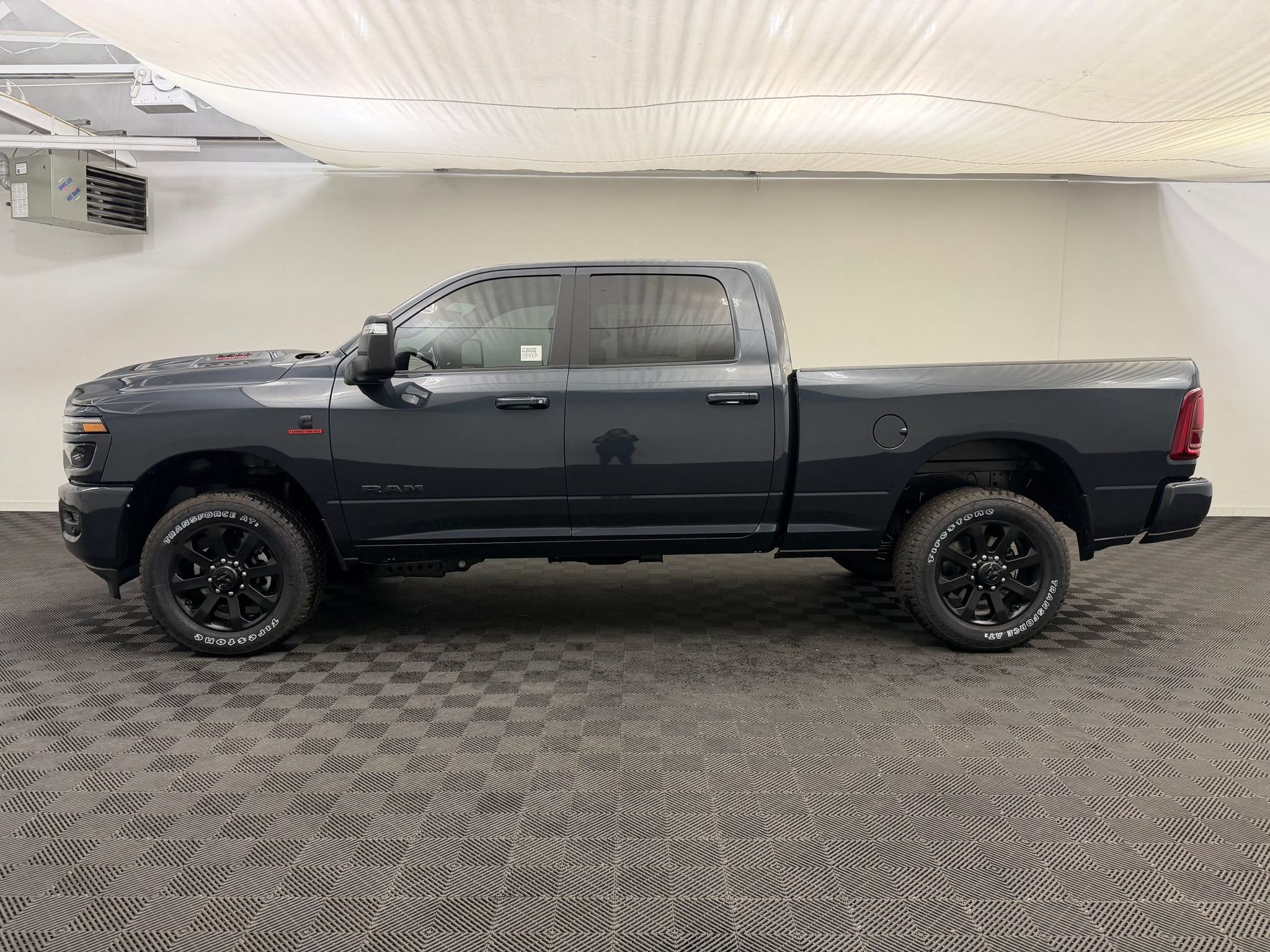 New 2027 Ram 3500 LARAMIE CREW CAB 4X4 6'4 BOX Pickup