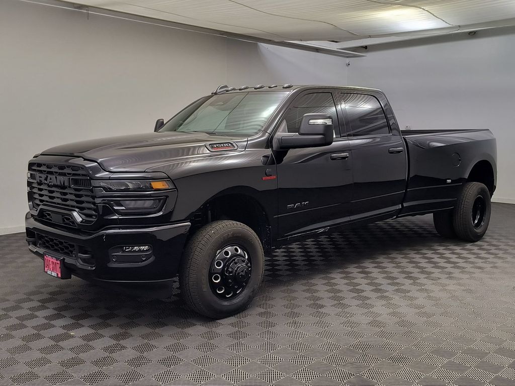 New 2026 Ram 3500 BIG HORN CREW CAB 4X4 8' BOX Pickup