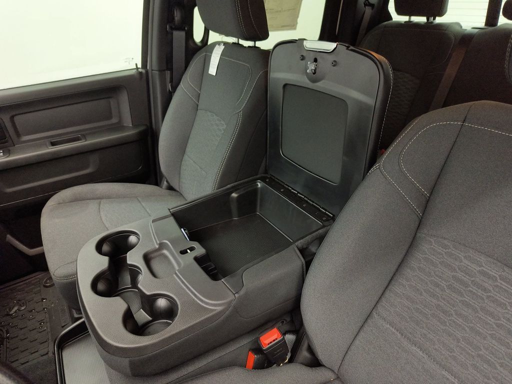 2025 RAM 2500 Tradesman - Photo 15