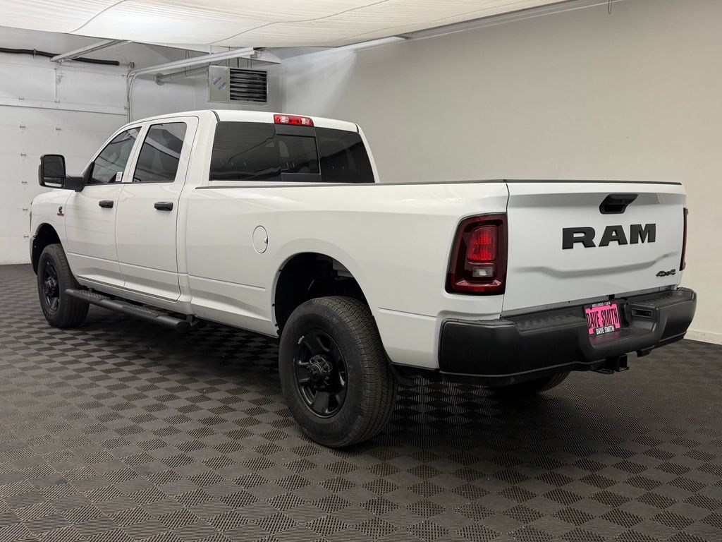 New 2026 Ram 3500 TRADESMAN CREW CAB 4X4 8' BOX Pickup