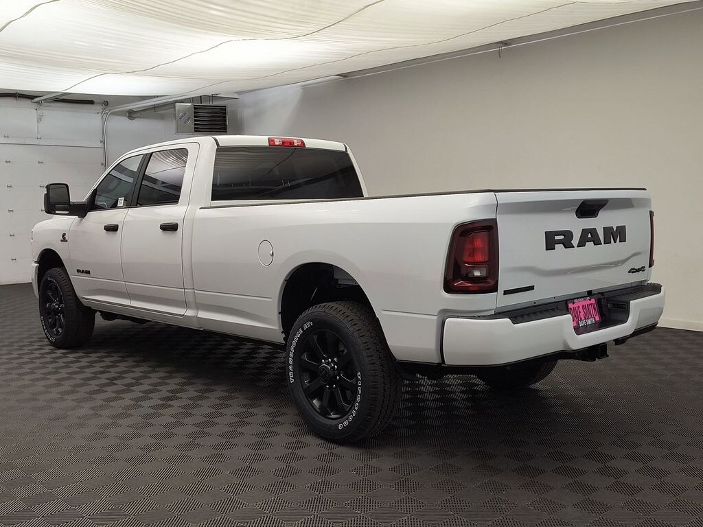 New 2026 Ram 3500 BIG HORN CREW CAB 4X4 8' BOX Pickup