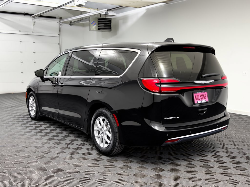 Used 2023 Chrysler Pacifica Touring L Van Passenger Van