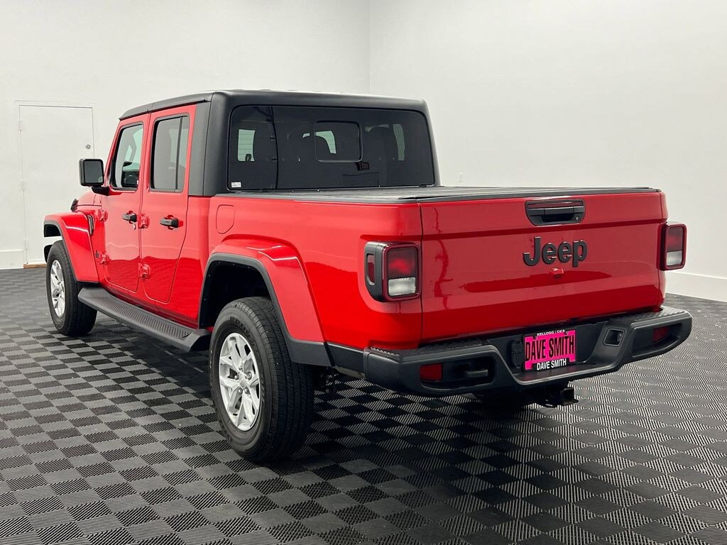 Used 2023 Jeep Gladiator Sport Truck Crew Cab