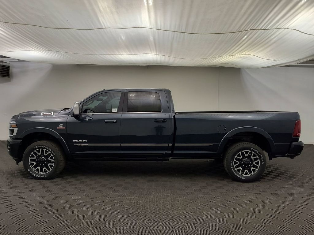 New 2026 Ram 3500 LIMITED CREW CAB 4X4 8' BOX Pickup