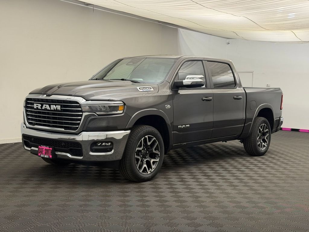 New 2026 Ram 1500 LARAMIE CREW CAB 4X4 5'7 BOX Pickup
